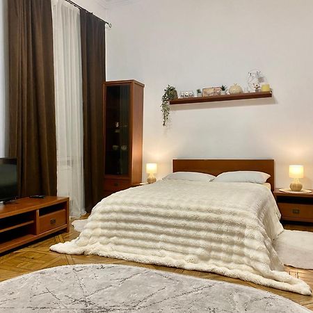 Центр Площа Ринок Оперний Театр Apartment Liov Exterior foto
